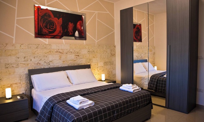 Conversano Apartamento | Cozy Apartment with 3 Bedrooms, Air Conditioning in Every Room