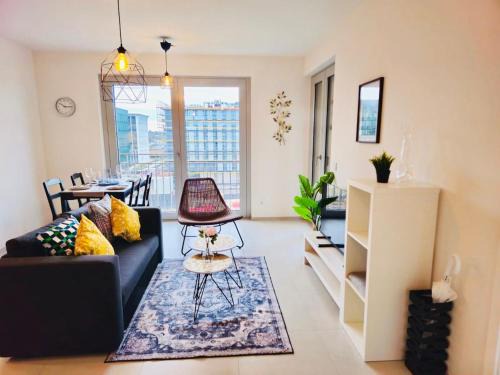 Gasperich Apartamento | Cozy Apartment with Parking and Outdoor Space