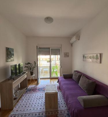 Golubovina Apartamento | Cozy Apartment with Private Garage - Walk to City Center