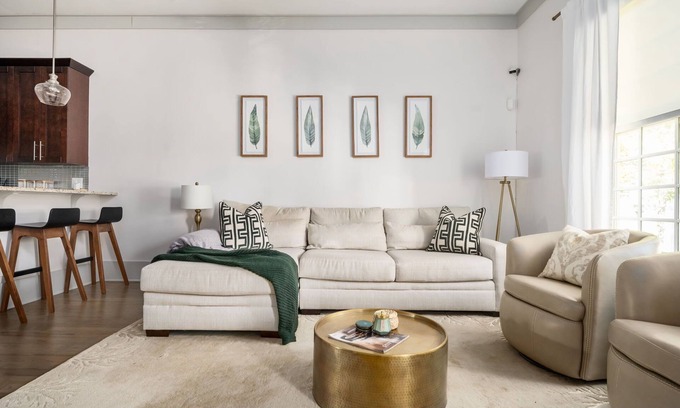 Hapeville Casa | Cozy Atlanta Airport Townhome with EV Charger!