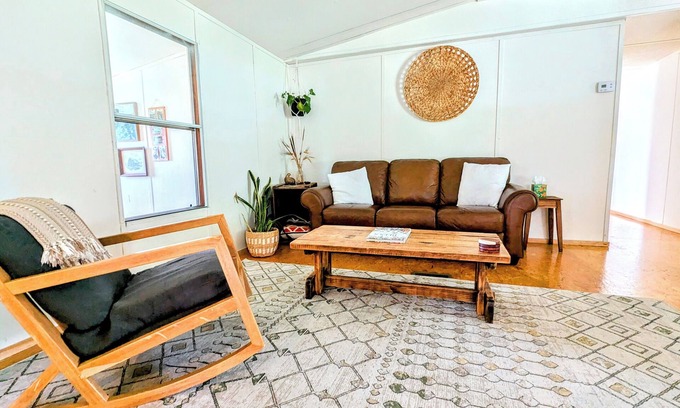 Sequatchie Casa | Cozy basecamp minutes from waterfalls, hiking and climbing