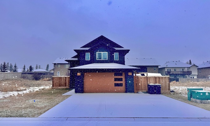 Hinton Apartamento | Cozy Basement Apartment Near Jasper – Private, Modern, and Perfect for Couples