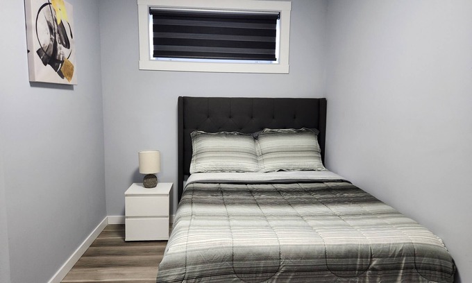 Regina Casa | Cozy Basement Suite