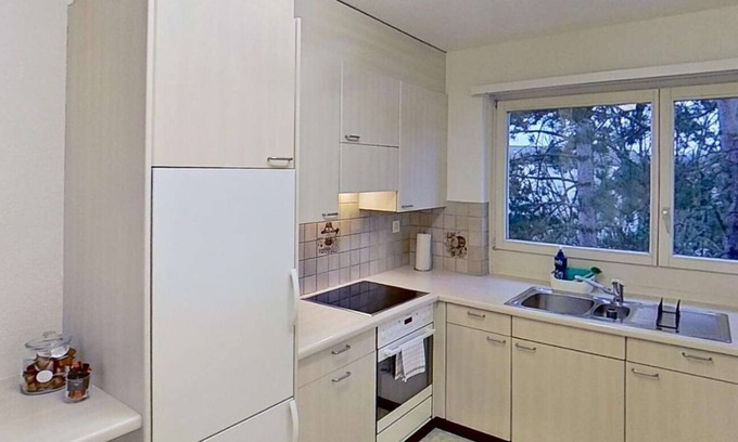 Meilen District Apartamento | Cozy & Basic 4-Bedroom Stay Near Zurich