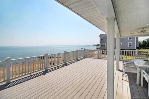 Momauguin Casa | Cozy Beach - Direct Waterfront!