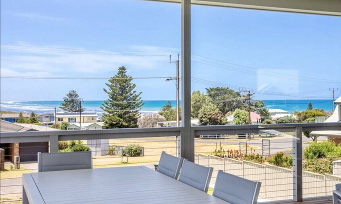Middleton Apartamento | Cozy Beach House - Ocean Views