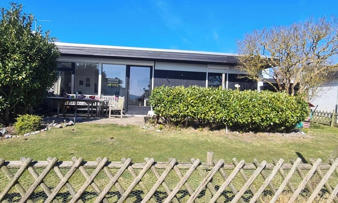 Staberdorf Casa | Cozy beach house with sea view, directly on the beach