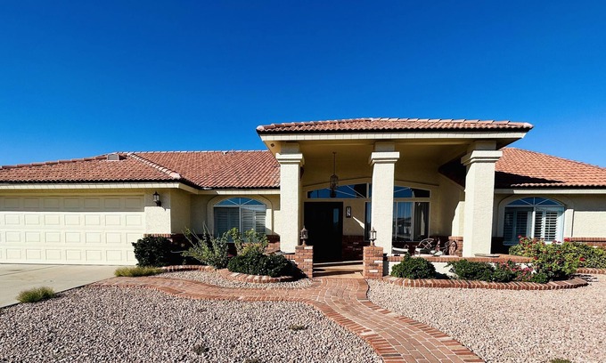 Arizona Skyline Community Casa | Cozy Beautiful Mesa Escape Golf King Bed Sauna Relax! 55+ Sunland Golf Community