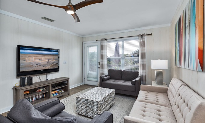 Ocean Sands Condominio | Cozy, Beautifully Appointed, Close to Beach!