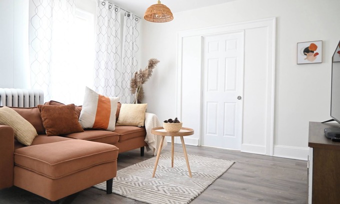 Hartford Apartamento | Cozy BoHo pet & family friendly near downtown & hospitals