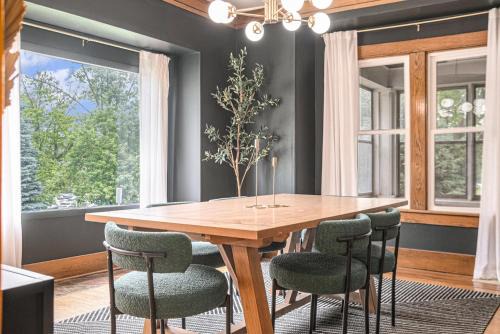Downtown Omaha Casa | Cozy Boho Retreat Blocks from UNMC