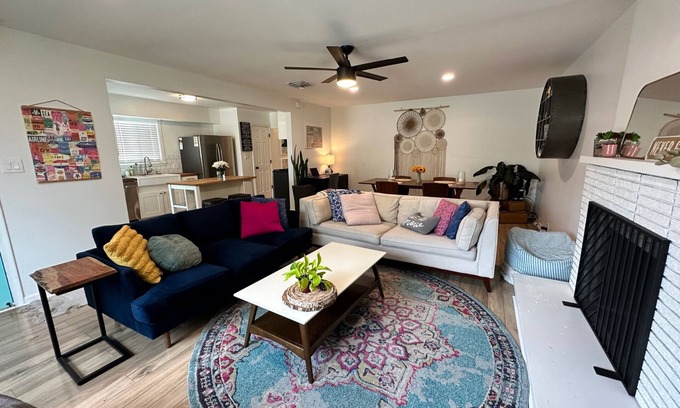 Bountiful Casa | Cozy Bountiful Bungalow Walking Distance To Town Square