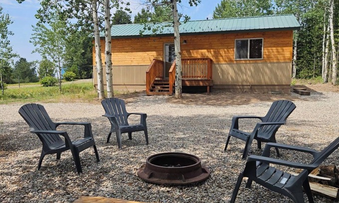 Island Park Cabina | Cozy brand-new 2-bedroom cabin in adorable Island Park near Yellowstone