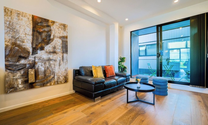 Belmont Casa | Cozy Brand New 2 Bedrooms Close to Takapuna Beach