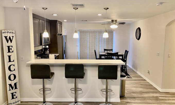Holiday Shores Casa | Cozy Brand NEW Home Near the Colorado River!