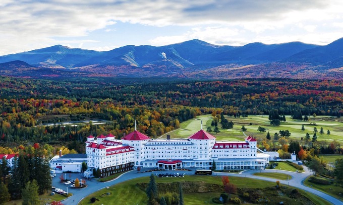 Bretton Woods Casa | Cozy Bretton Woods Townhome, 1 Gig Wifi, Views Next Door to Mt Washington Resort
