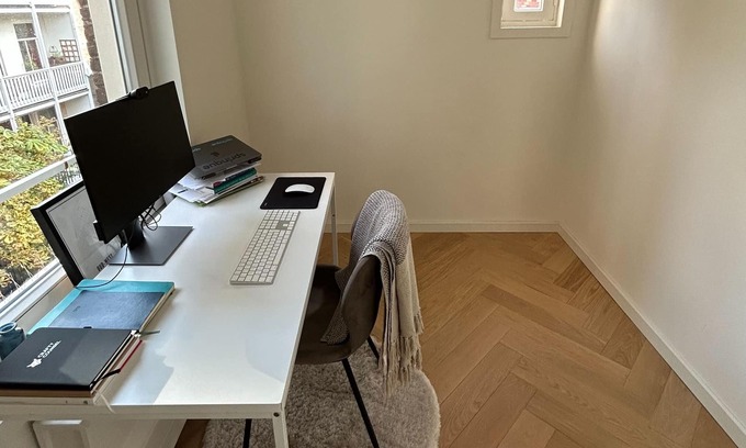 Schinkelbuurt Apartamento | Cozy, bright, Luxury 2-floor apartment - very central!