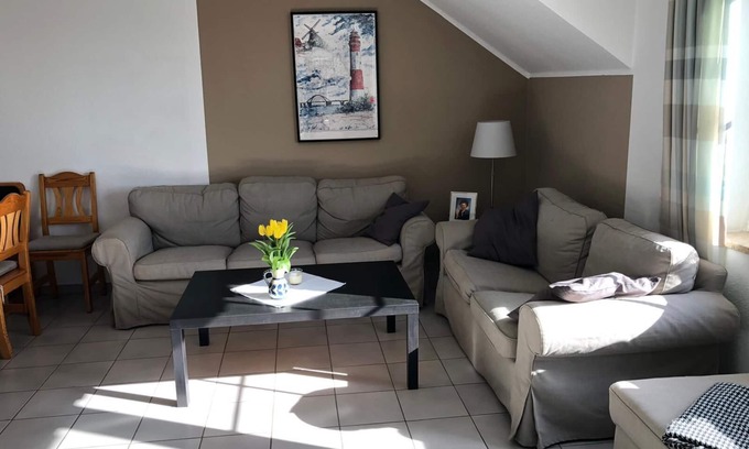 Wenkendorf Condominio | Cozy, bright vacation apartment on 2 levels with conservatory