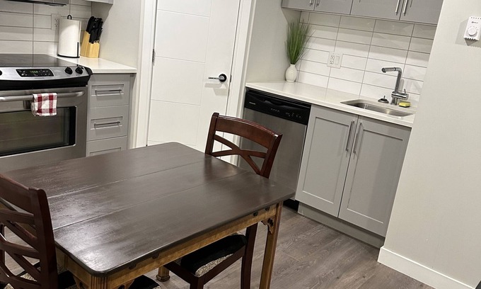 Saskatoon Casa | Cozy BSMT Apt w/2BR+Disney+ Nflx