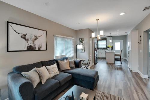 Ybor City Casa | Cozy Bungalow Central Location Near Downtown
