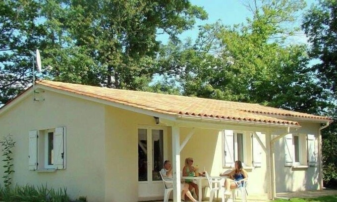 Brossac Casa | Acogedor bungalow en el auténtico campo francés