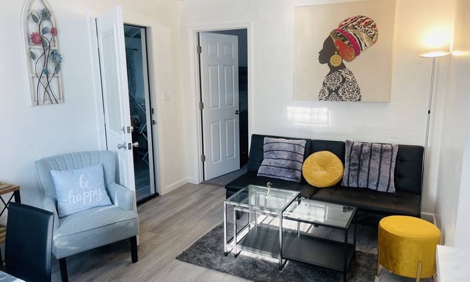 Kingston Casa | Cozy Bungalow in Daytona Beach