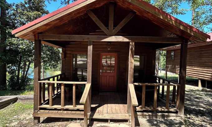 Jasper Cabina | Cozy cabin by the water
