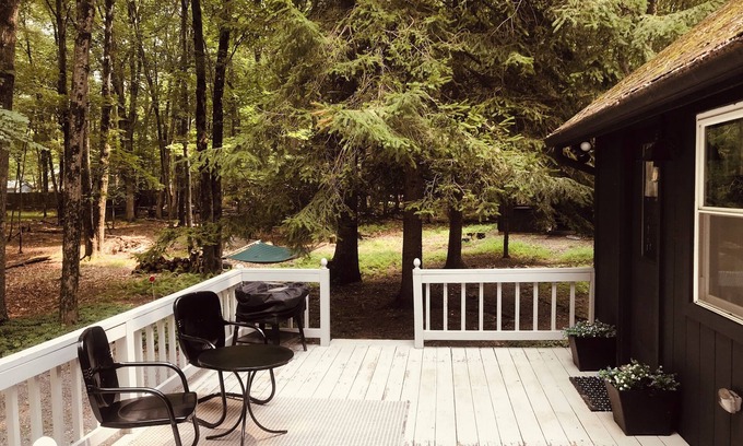 Albrightsville Chalet De Esquí | Cozy Cabin Close to Pocono Attractions with Community Lakes and Pools