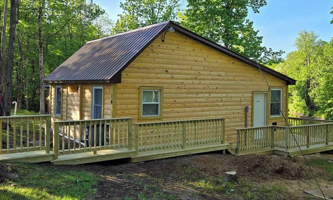 Rooseveltown Cabina | Cozy cabin in Brasher Falls, NY