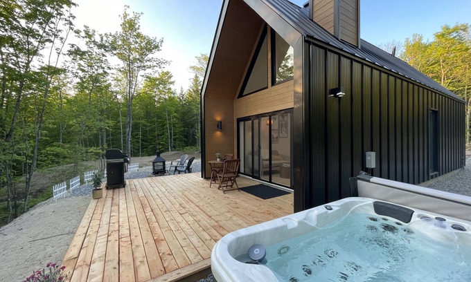 Saint-Aime-du-Lac-des-Iles Cabina | Cozy cabin in the wood - Nearby the lake