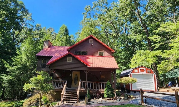 Ocoee Cabina | Cozy Cabin near Ocoee Lake in the Cherokee National Forest. Natures Paradise.