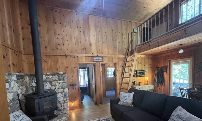 Nevada City Cabina | Cozy cabin on 6 private acres near the Yuba River and Lake Tahoe!
