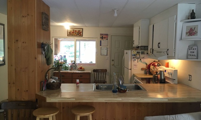 Laidlaw Casa | Cozy Cabin on Silver Hope Creek