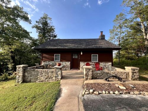 Branson Casa | Cozy Cabin Rental near Table Rock Lake in the Ozark Mountains, Missouri