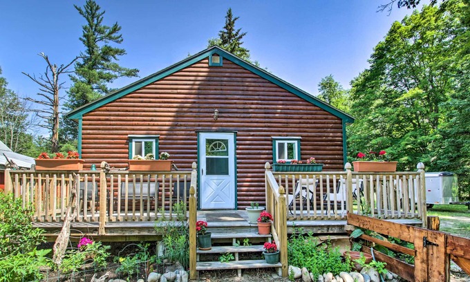 Bartlett Cabina | Cozy Cabin Retreat ~ 2 Mi to White Mountain Skiing