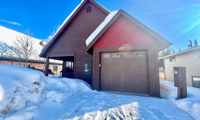 Grand Lake Casa | Cozy Cabin Retreat