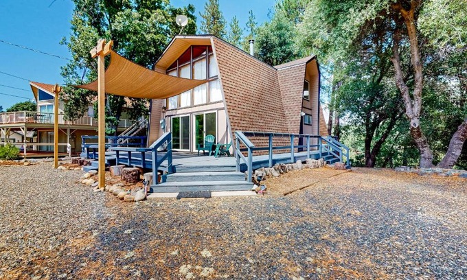 Groveland Casa | Cozy Cabin
