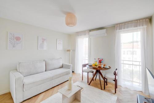 Prado - Republique Apartamento | Cozy Cannes