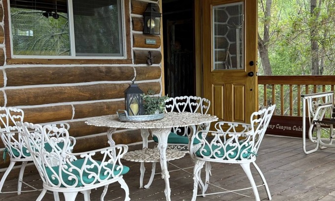 Tridell Cabina | Cozy Canyon Cabin