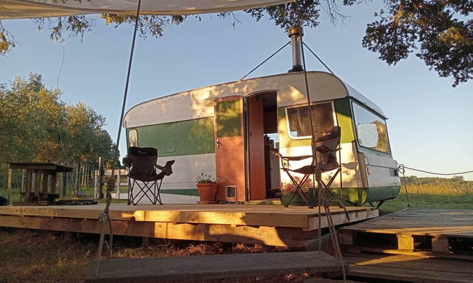 Waimate North Casa | Cozy retreat caravan with outdoor bath