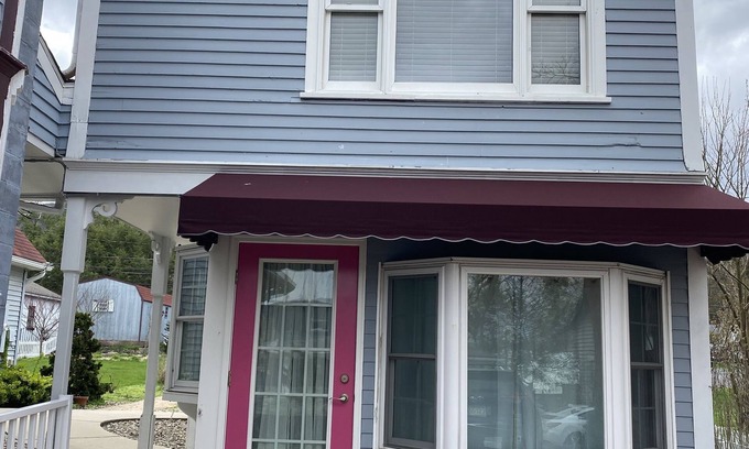 Boalsburg Casa | Cozy Carriage House close to PSU within the village of Boalsburg.