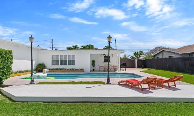Westchester Casa | Cozy Casa Cabos - Pool BBQ Miami