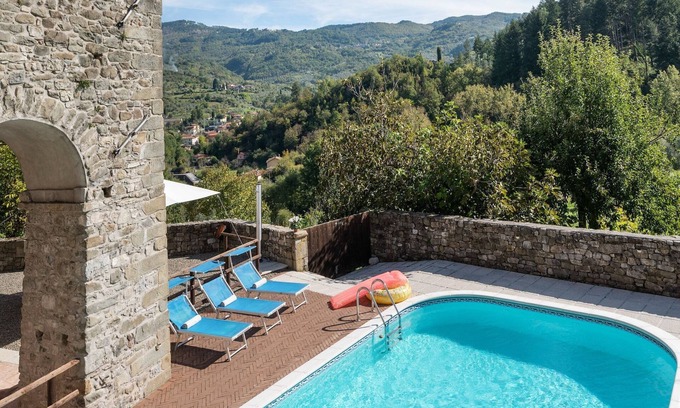 Argigliano Apartamento | Acogedor refugio en Casola con WiFi