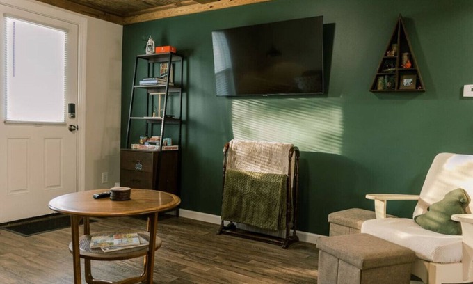 Mio Casa | Cozy Cass Cottage - 2 beds 1 bath