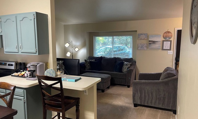 Chesapeake Ranch Estates-Drum Point Casa | Cozy Catalina Cabin