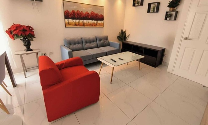 Trujillo Apartamento | Cozy central shelter, steps away from the Mall (Ideal for families and friends).