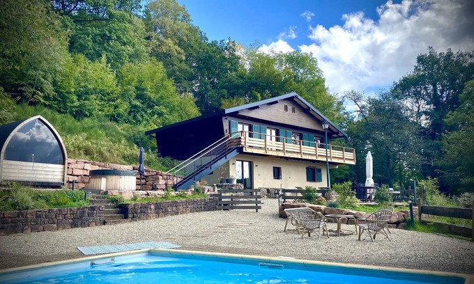 Mesnil Sous Les Cotes Chalet De Esquí | Cozy chalet and not overlooked in the heart of nature "Le Blanchepierre