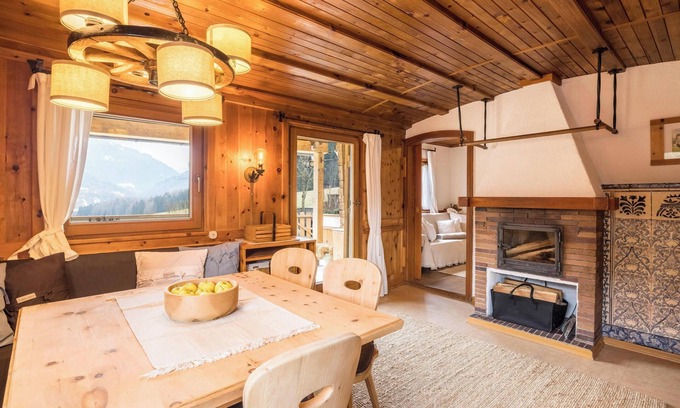 San Lorenzo di Sebato Chalet De Esquí | Acogedor chalet "Ferienhaus Moarbach" con terraza y jardín