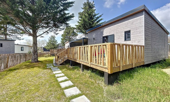 Jullouville Chalet De Esquí | Chalet con piscina cubierta - A 2 pasos del centro y la playa - Terraza y jardín privados