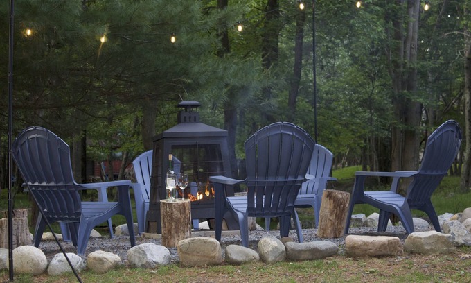 Briar Crest Woods Chalet De Esquí | Cozy Chalet near Lake: BBQ, Fire Pit, Beautiful Fall Foliage & Hot Tub